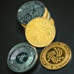 ¿Debo declarar la compra de criptomonedas en los impuestos? Photo Image: Tax form Nouns: Tax, Cryptocurrency, Declaration